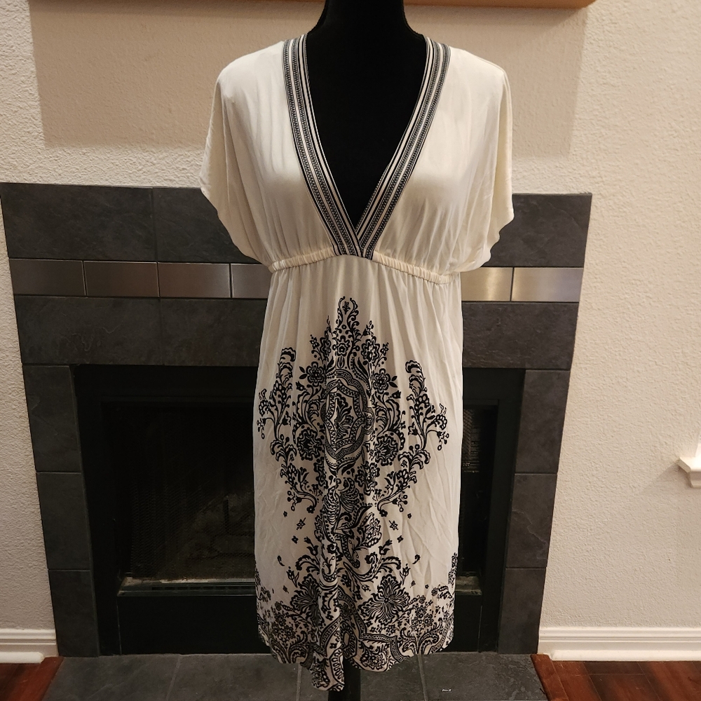 Fit & Flare Flattering V Neck Plunge Dress French Pattern L